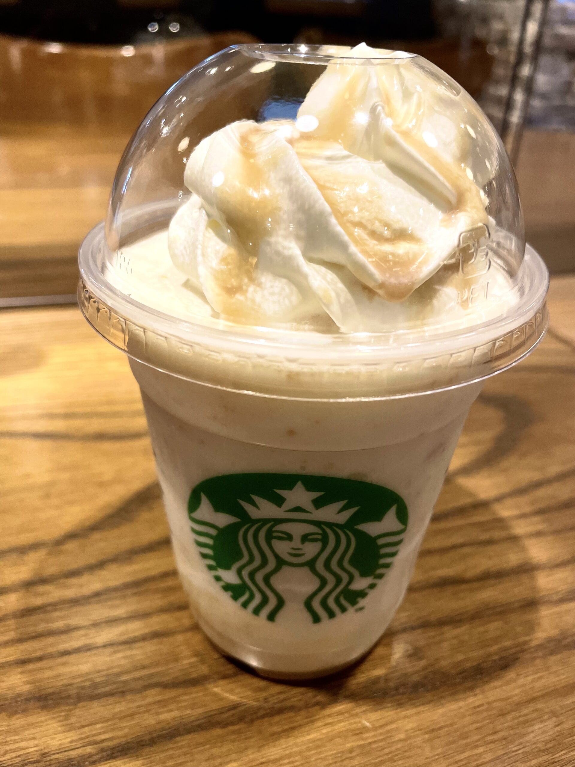 スタバのベイクド＆クリーミー生ホワイトチョコレートフラペチーノ